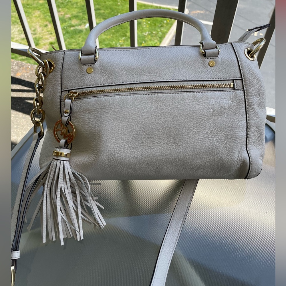 White Michael Kors Crossbody Bag